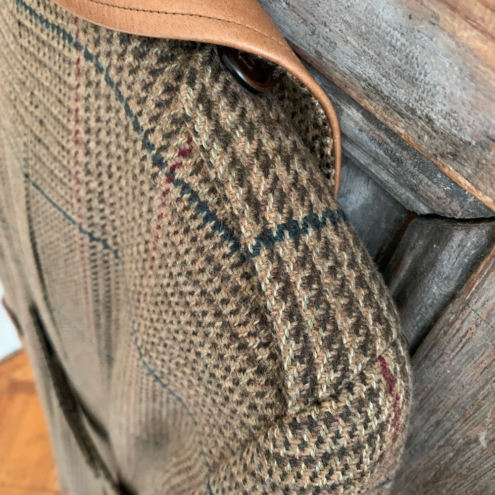 Ralph Lauren Double Breasted fitted and flare Plaid Coat with Leather Trim - Picture 10 of 13